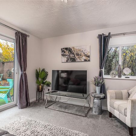 Worcester Fabulous Cherry Tree Mews Self Check In Dogs Welcome By Prior Arrangement , 2 Double Bedrooms ,Super Fast Wi-Fi, With Free Off Road Parking For 2 Vehicles Near Royal Hospital And Woodland Walks Ngoại thất bức ảnh