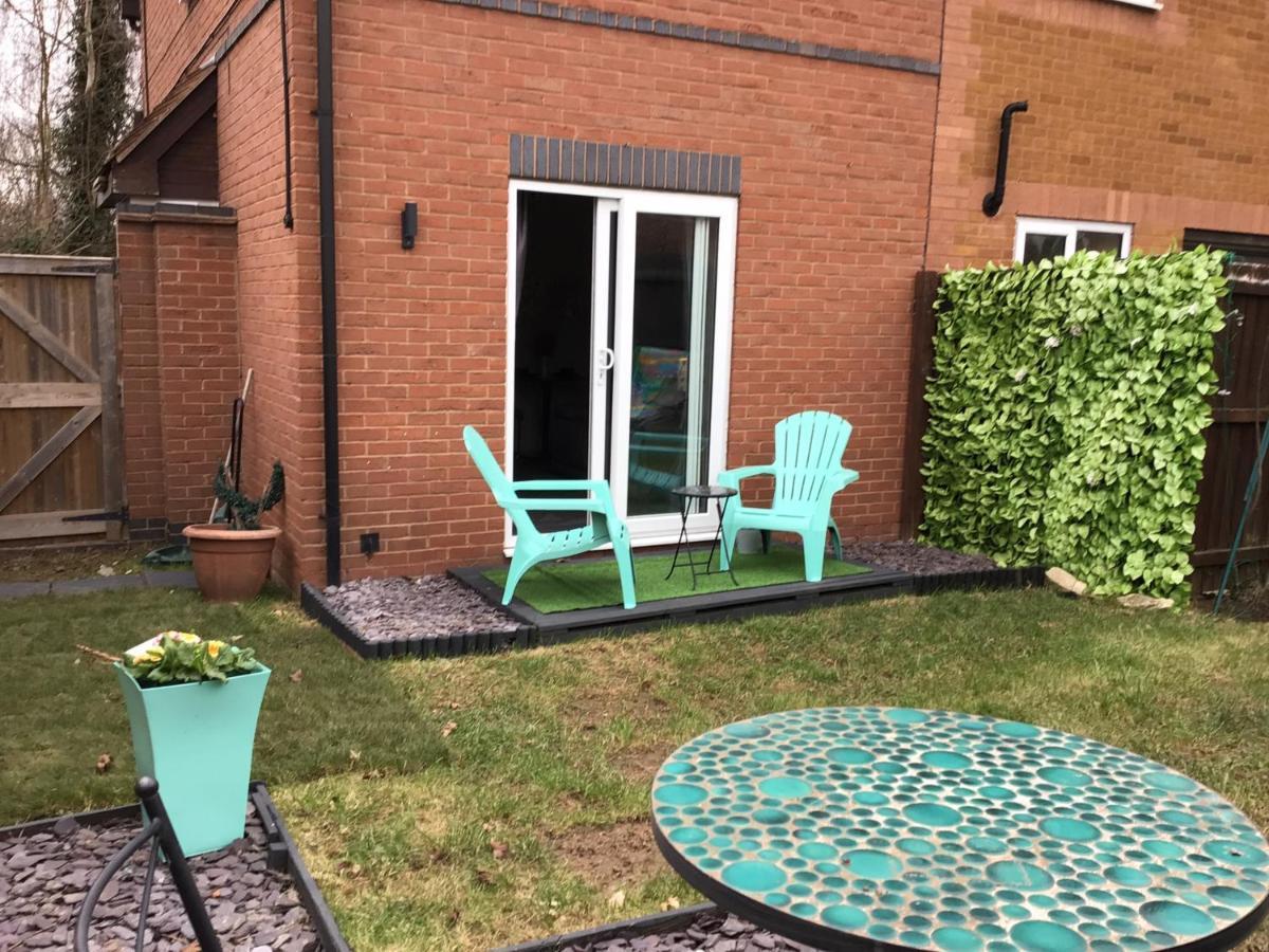 Worcester Fabulous Cherry Tree Mews Self Check In Dogs Welcome By Prior Arrangement , 2 Double Bedrooms ,Super Fast Wi-Fi, With Free Off Road Parking For 2 Vehicles Near Royal Hospital And Woodland Walks Ngoại thất bức ảnh