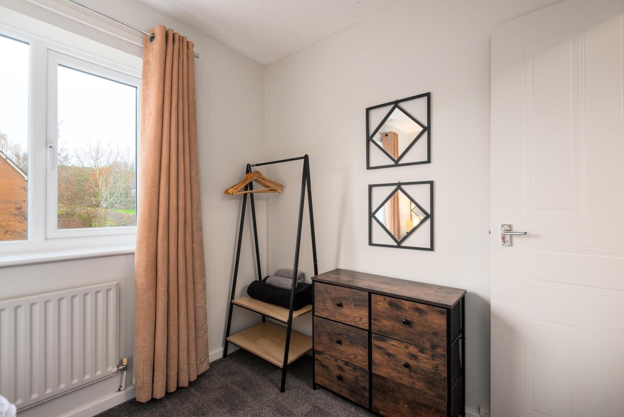 Worcester Fabulous Cherry Tree Mews Self Check In Dogs Welcome By Prior Arrangement , 2 Double Bedrooms ,Super Fast Wi-Fi, With Free Off Road Parking For 2 Vehicles Near Royal Hospital And Woodland Walks Ngoại thất bức ảnh