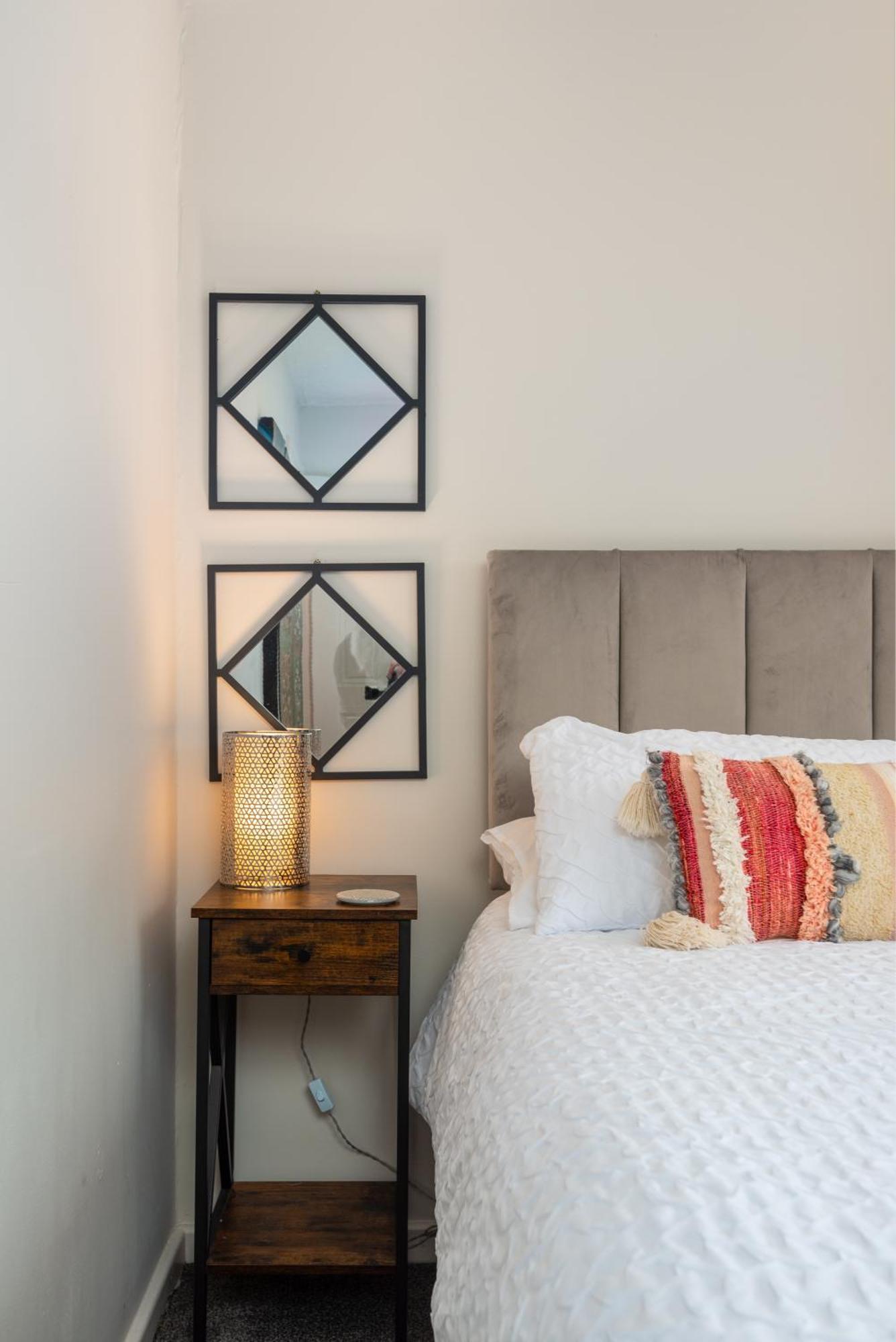 Worcester Fabulous Cherry Tree Mews Self Check In Dogs Welcome By Prior Arrangement , 2 Double Bedrooms ,Super Fast Wi-Fi, With Free Off Road Parking For 2 Vehicles Near Royal Hospital And Woodland Walks Ngoại thất bức ảnh