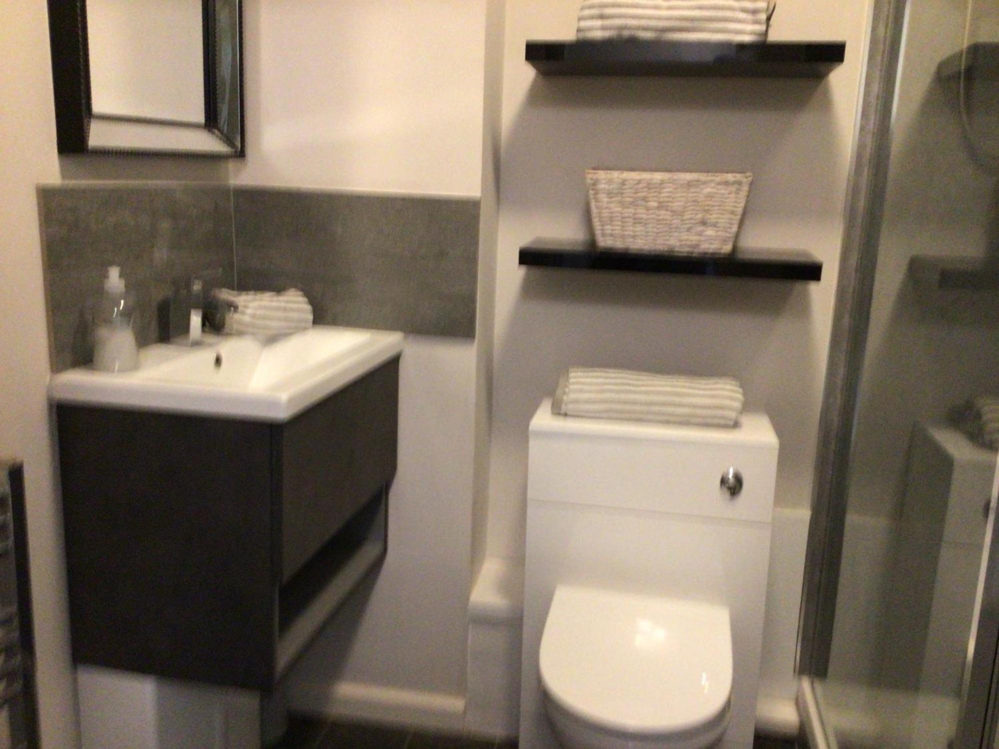 Worcester Fabulous Cherry Tree Mews Self Check In Dogs Welcome By Prior Arrangement , 2 Double Bedrooms ,Super Fast Wi-Fi, With Free Off Road Parking For 2 Vehicles Near Royal Hospital And Woodland Walks Ngoại thất bức ảnh